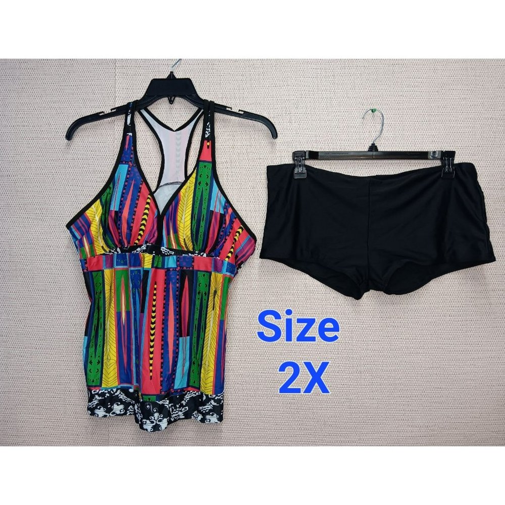 Beautiful printed colorful Racer back tanking bathing suit size 2X with shorts